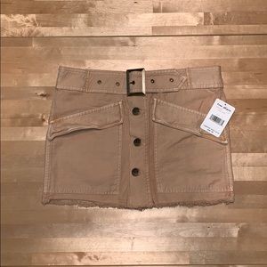 Free People Hangin’ On Tight Mini Skirt Size 4 NWT